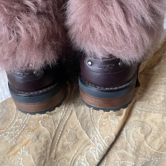 UGG Brown Boots with Faux Fur - Picture 8 of 11